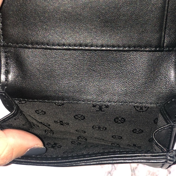 ❤️ not for sale ❤️TORY BURCH ALEXA WALLET - Picture 3 of 4